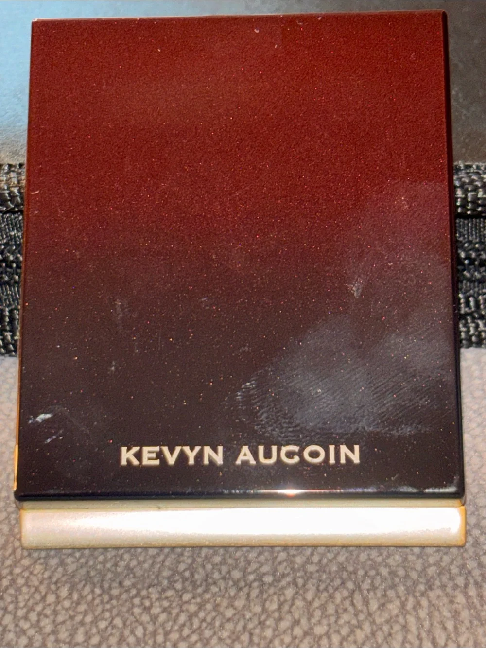 Kevyn Aucoin Sensual Skin Powder Foundation - Deep. PF 12